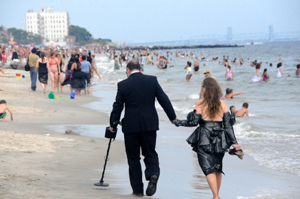 improv_everywhere_beach_ (2)