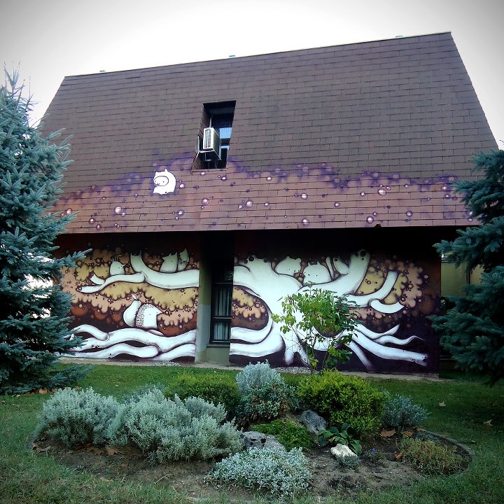 brown tree_zagreb2011