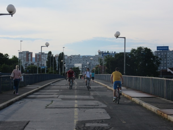 62