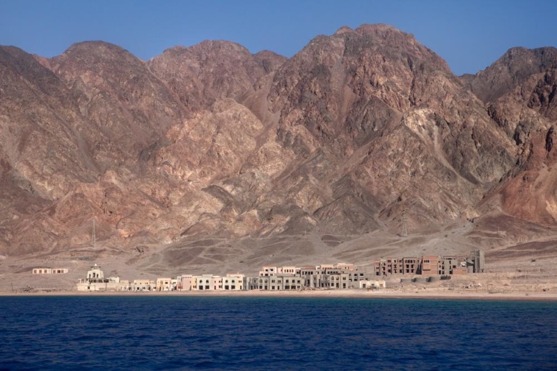 Taba, Sinai, July 2014. From the Israeli border to Sharm El Sheikh, almost the entire cost of the Aqaba Gulf is built with tourist infrastructures. However, 3 natural parks initiated under Mubarak's government are limiting the deterioration of the cost.