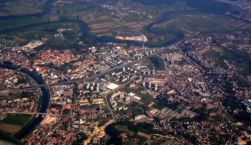 10-karlovac_zvijezdaugornjemlijevomkutu_fotografijaizzraka_panoramio_matejmic